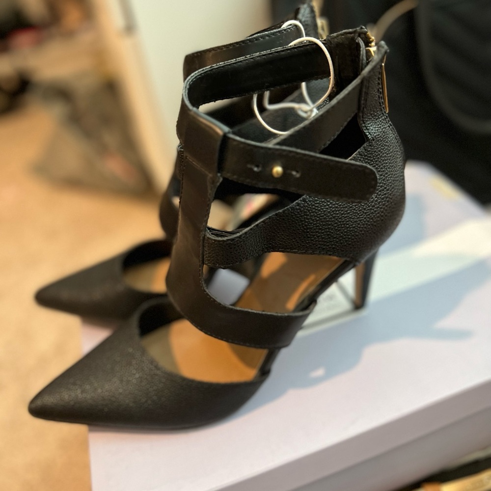 Dolce vita black heels size 9